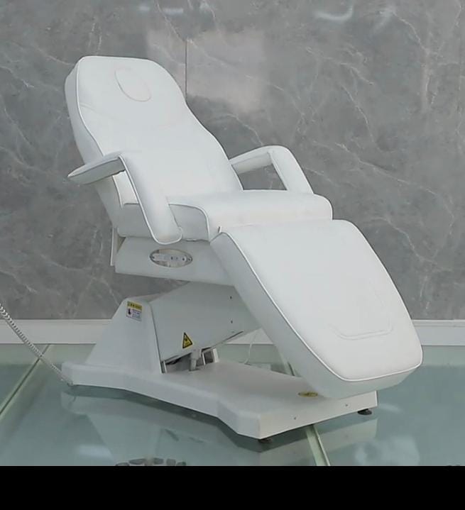 Derma Chair S3 with 3 motors - Image 1